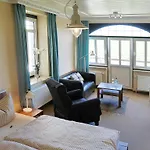 Hotel Hus Kiek In De